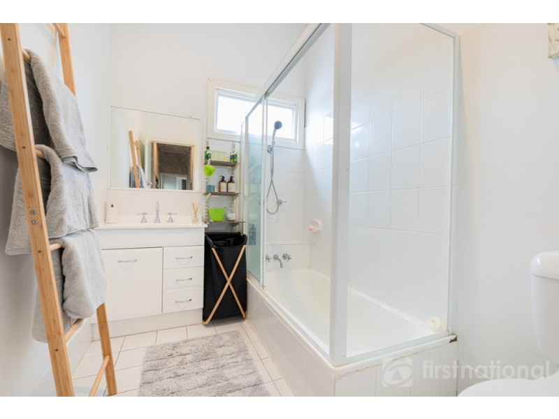 33 Hardwood Road, Landsborough QLD 4550