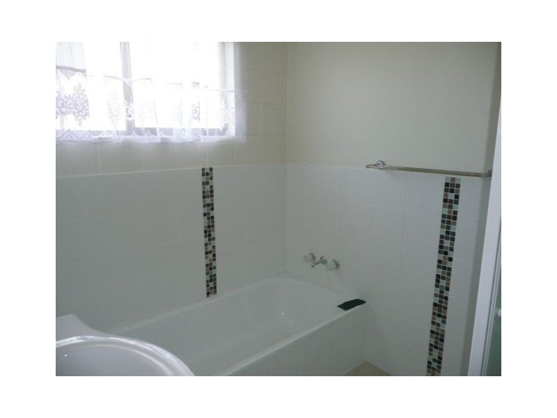 7 Mill Street, Landsborough QLD 4550