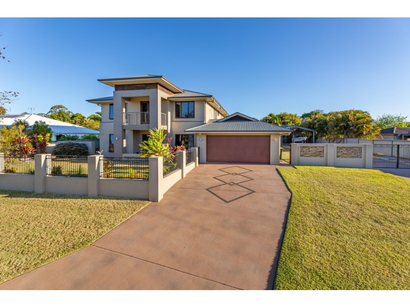 19 Endeavour Bark Drive, Glass House Mountains QLD 4518