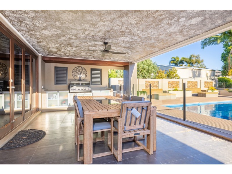 19 Endeavour Bark Drive, Glass House Mountains QLD 4518