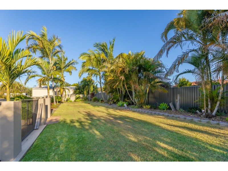 19 Endeavour Bark Drive, Glass House Mountains QLD 4518