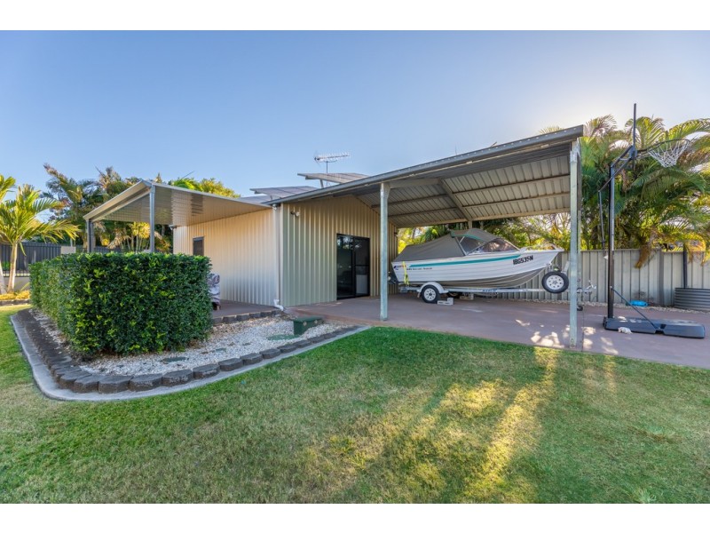 19 Endeavour Bark Drive, Glass House Mountains QLD 4518