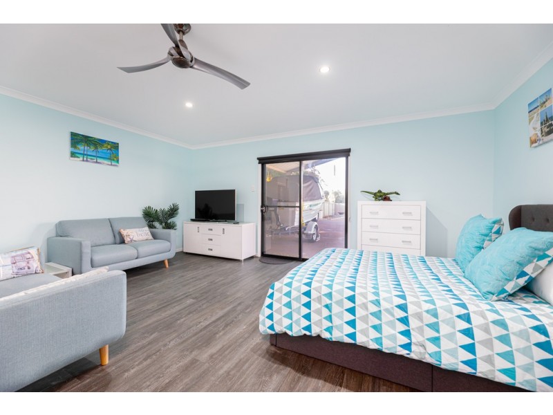 19 Endeavour Bark Drive, Glass House Mountains QLD 4518