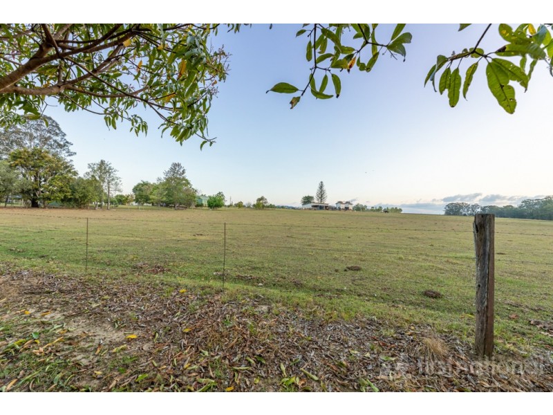 51 Back Creek Road, Glass House Mountains QLD 4518