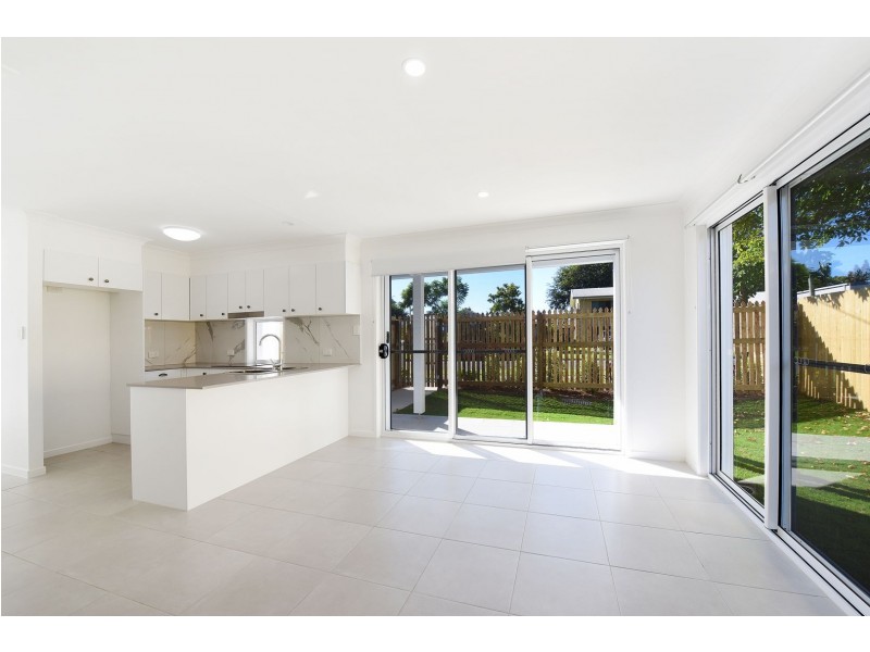 2/20 Swan Street, Beerwah QLD 4519
