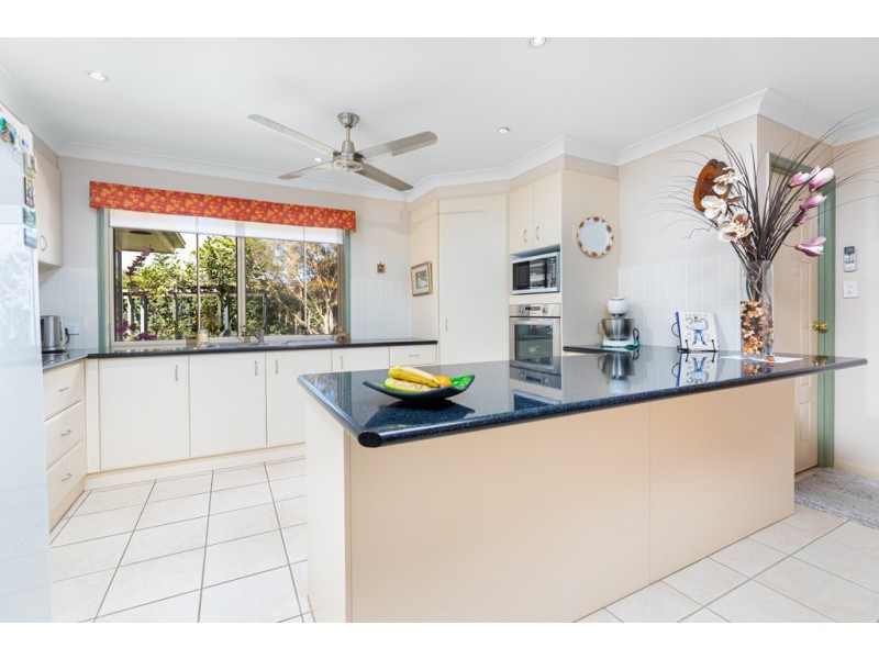 6 Persea Place, Glass House Mountains QLD 4518