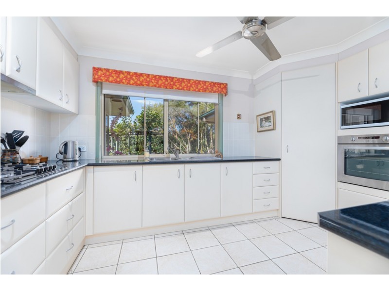 6 Persea Place, Glass House Mountains QLD 4518