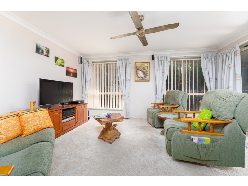 6 Persea Place, Glass House Mountains QLD 4518