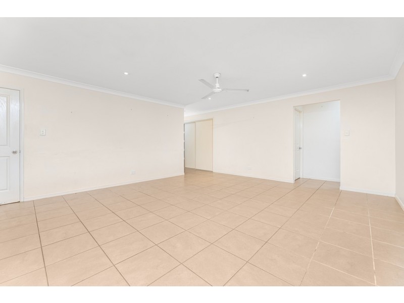 10 Woodhaven Place, Glass House Mountains QLD 4518