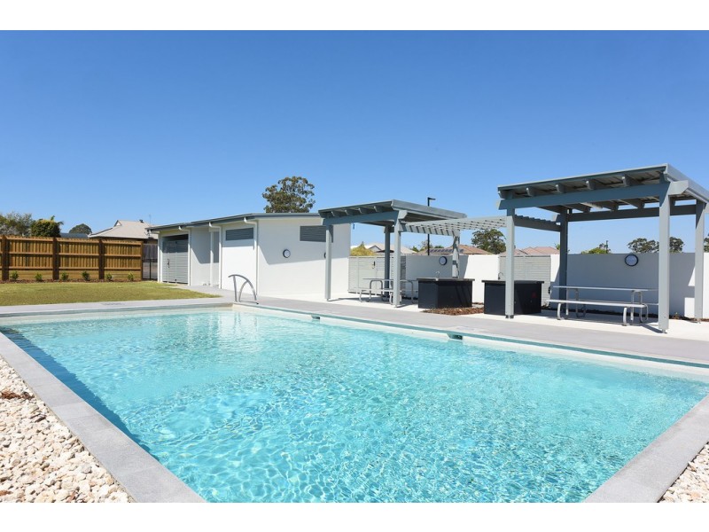 1 Millbrook Cct, Beerwah QLD 4519