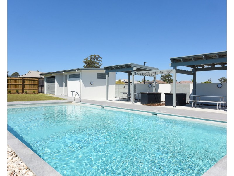 36 Millbrook Cct, Beerwah QLD 4519