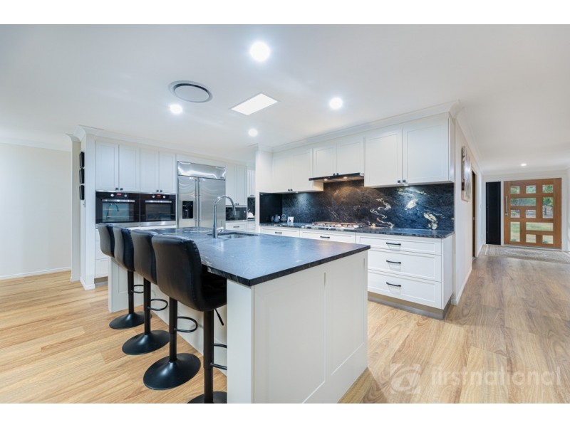 33 Jamor Court, Elimbah QLD 4516