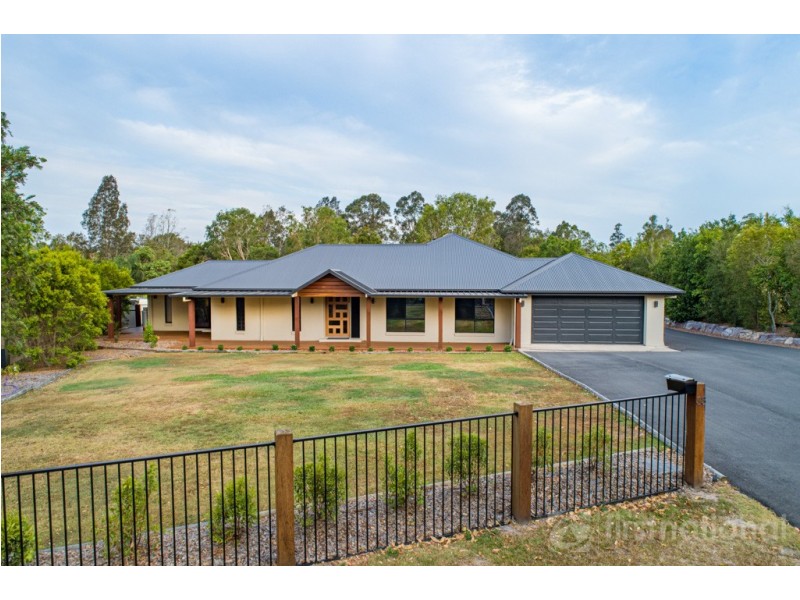 33 Jamor Court, Elimbah QLD 4516
