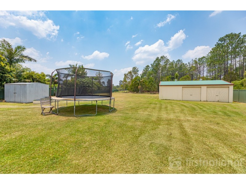 8 Bulic Ct, Glass House Mountains QLD 4518