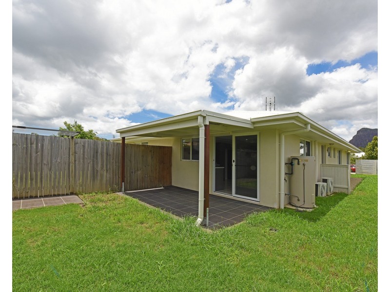 1/9 Sairs Street, Glass House Mountains QLD 4518