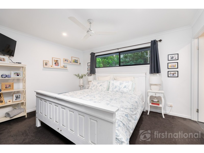 4 Mellumbrook Drive, Landsborough QLD 4550