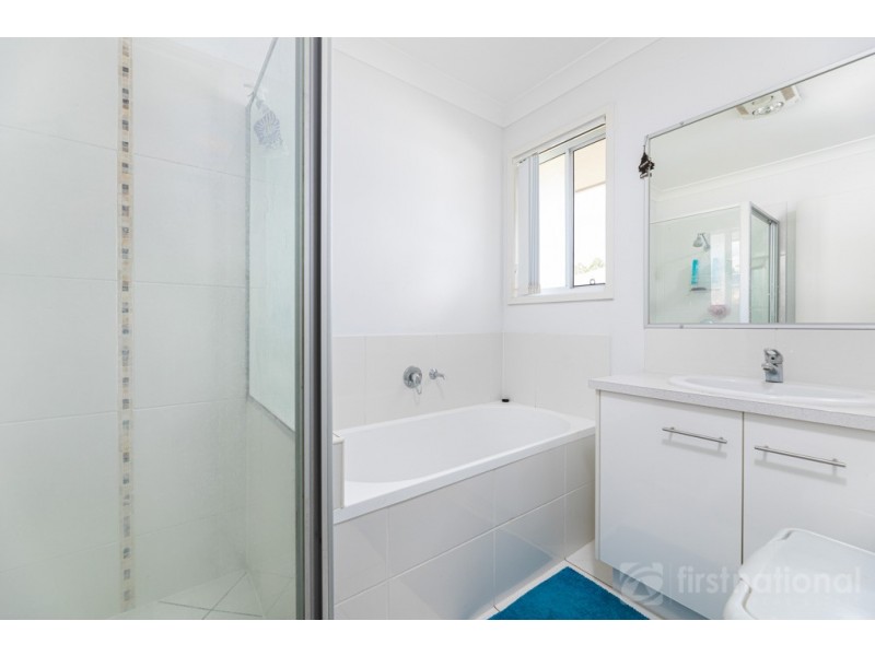 32 Heights Road, Beerwah QLD 4519