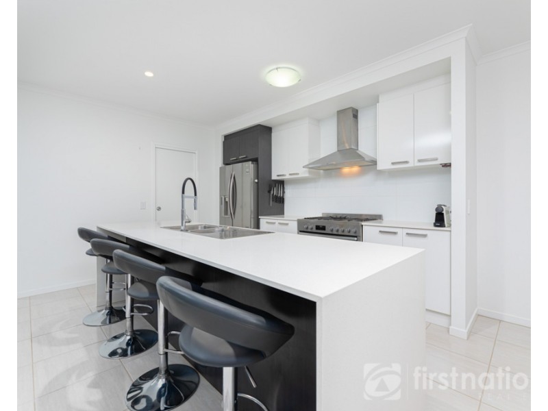 32 Cooinda Place, Glass House Mountains QLD 4518