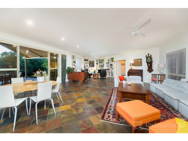 180 Barrs Road, Glass House Mountains QLD 4518