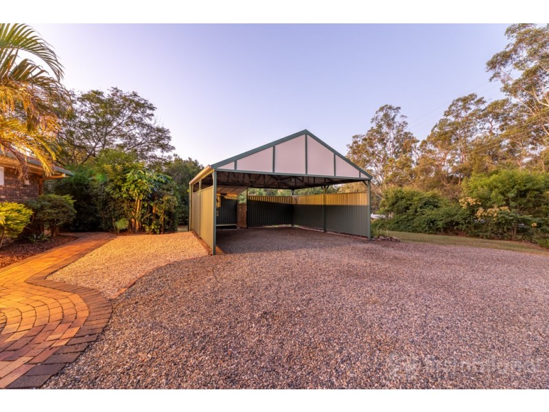 180 Barrs Road, Glass House Mountains QLD 4518