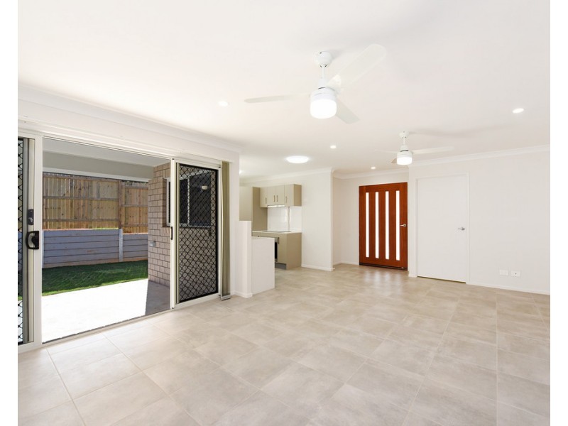 8/23 Railway Parade “Platinum Court”, Glass House Mountains QLD 4518