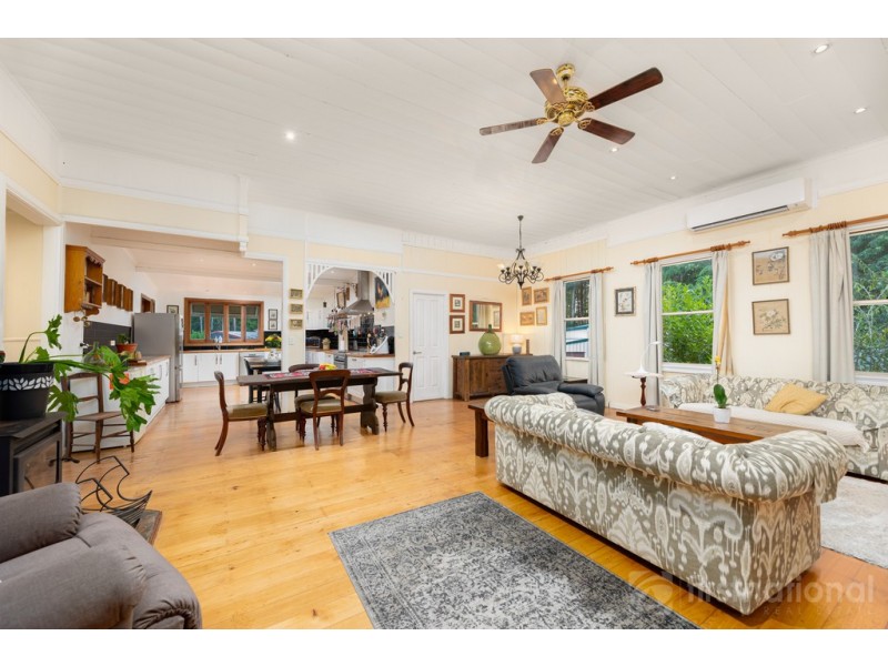 9 Nottingham Court, Beerwah QLD 4519