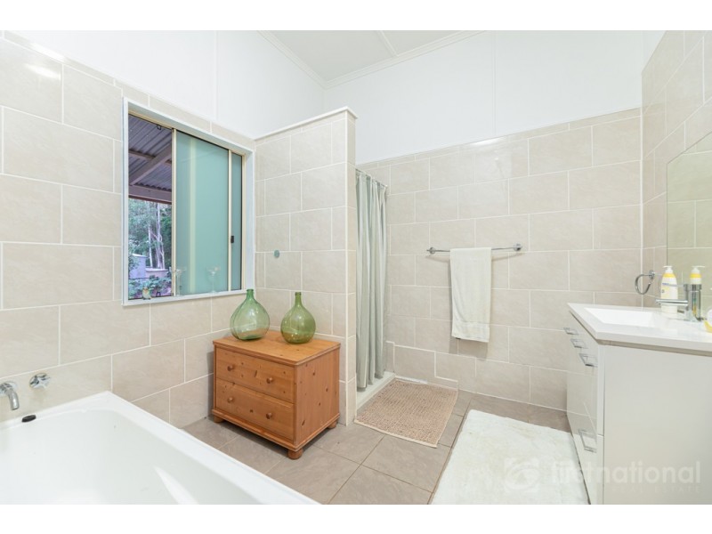 9 Nottingham Court, Beerwah QLD 4519