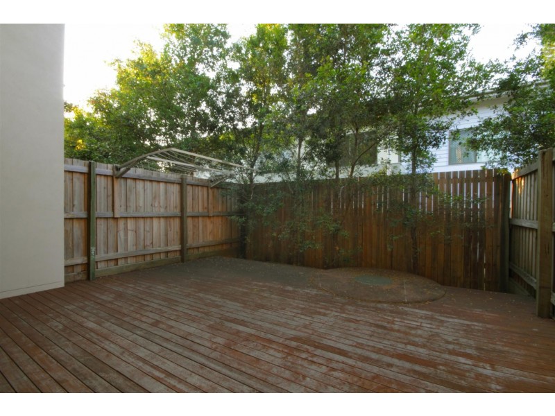 1,2,3,4/24 Simpson Street, Beerwah QLD 4519