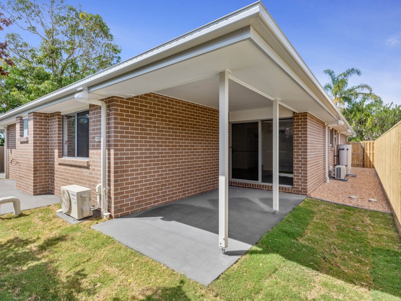 2/15 Swan Street, Beerwah QLD 4519