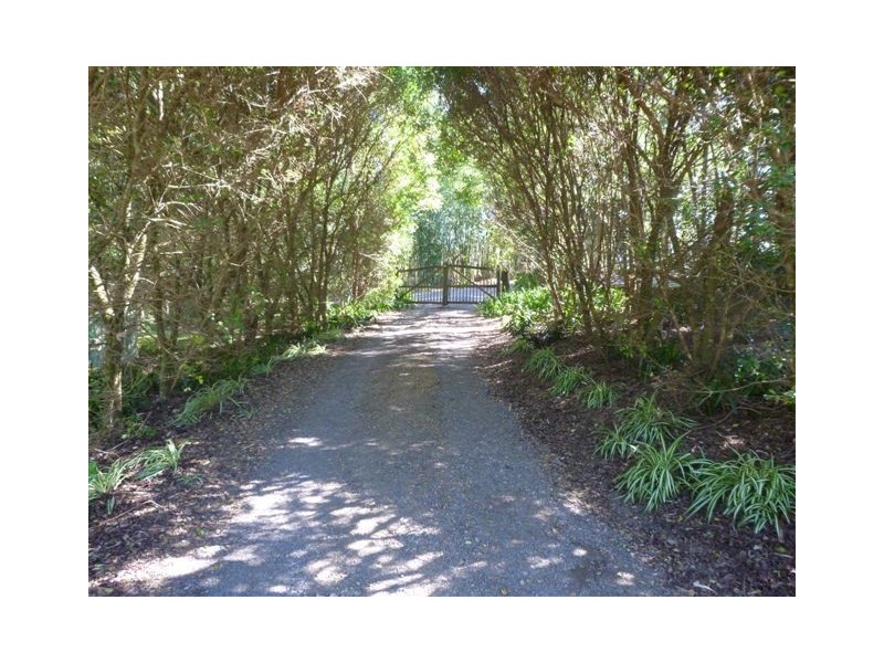 151 Commissioners Flat Road, Peachester QLD 4519