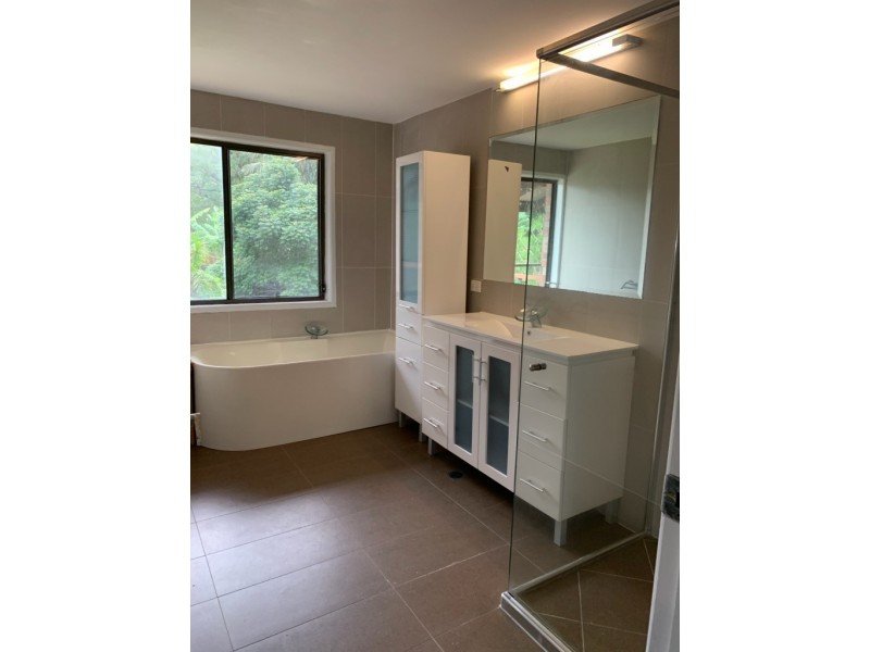 2752 Old Gympie Road, Beerwah QLD 4519