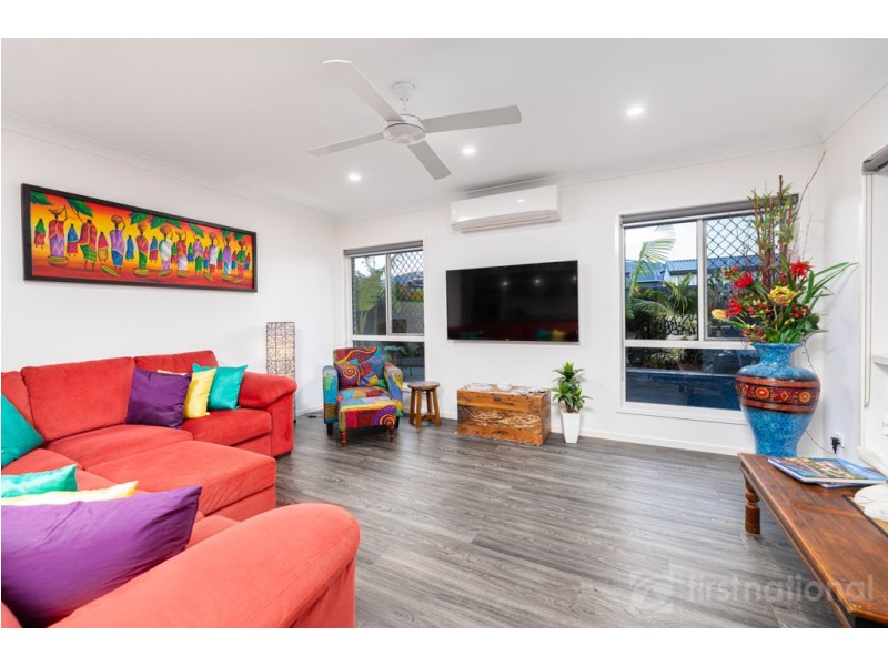 27 Pineview Drive, Beerwah QLD 4519