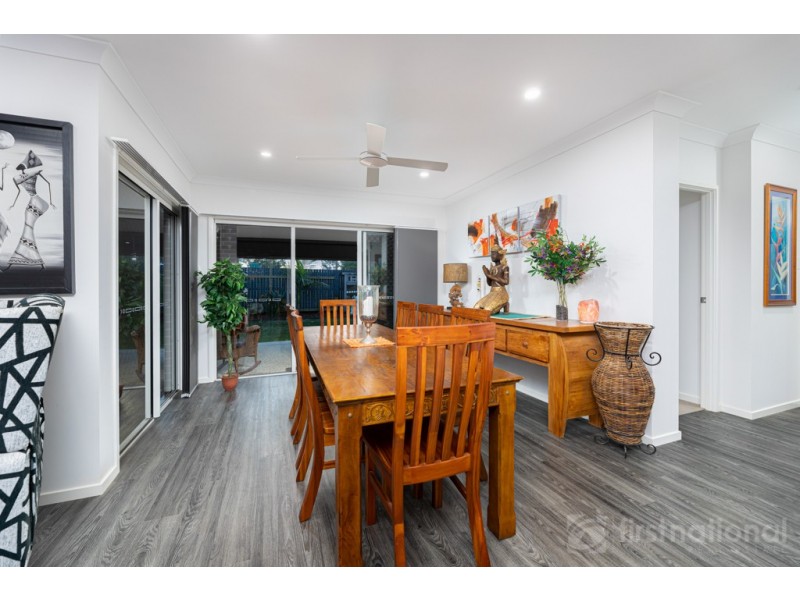 27 Pineview Drive, Beerwah QLD 4519