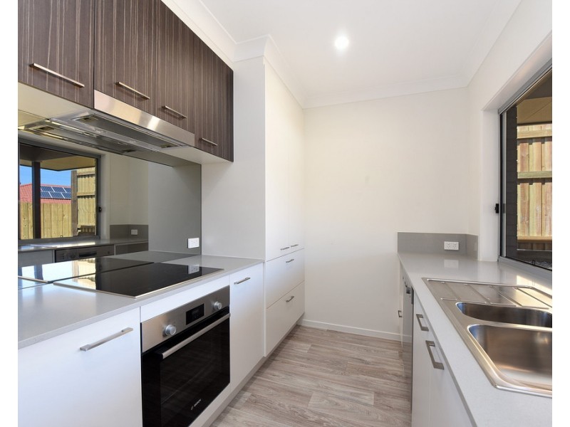 Lot 43 20 Crumpton Place, Beerwah QLD 4519