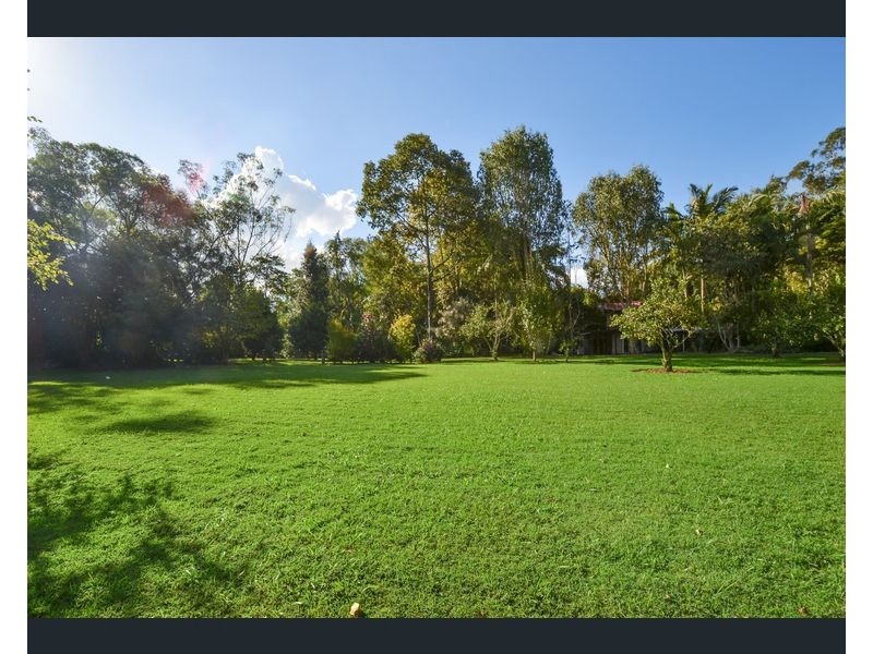 74 Baker Finch Avenue, Peachester QLD 4519