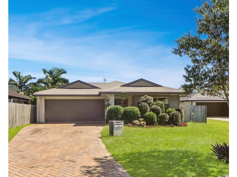 16 Woodgrove Bvd, Beerwah QLD 4519