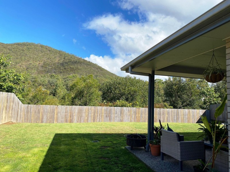 6 Malanda Court, Beerwah QLD 4519