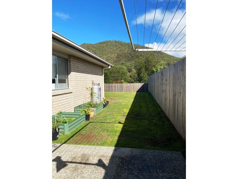 6 Malanda Court, Beerwah QLD 4519