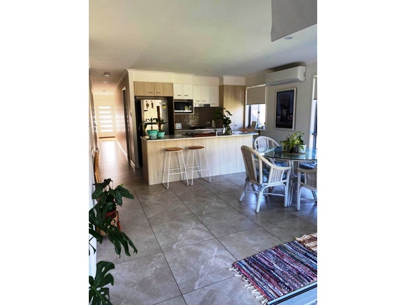 6 Malanda Court, Beerwah QLD 4519