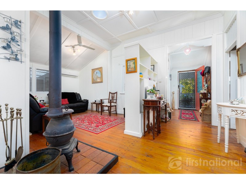 8 Dyer Street, Landsborough QLD 4550