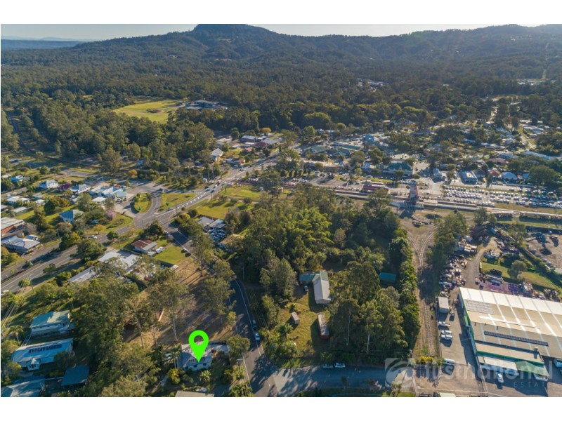 8 Dyer Street, Landsborough QLD 4550