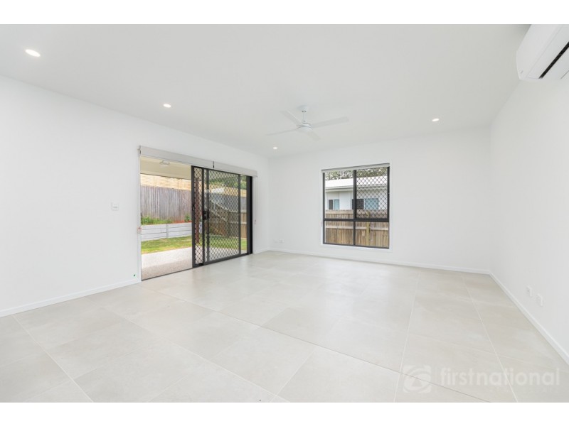 5/23 Railway Parade, Glass House Mountains QLD 4518