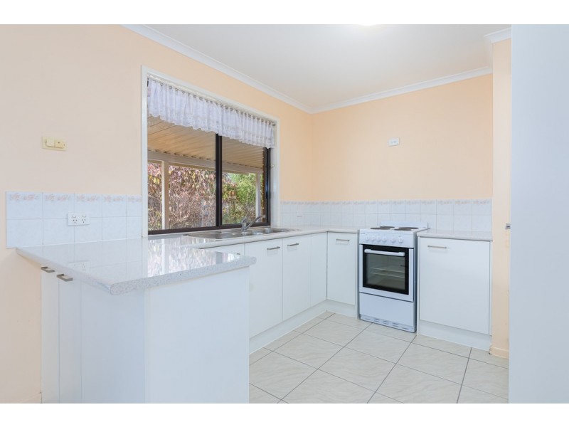 6 Ruwa Drive, Glass House Mountains QLD 4518