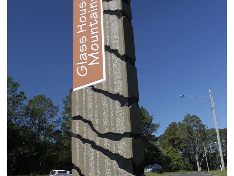 65 Coonowrin Road, Glass House Mountains QLD 4518