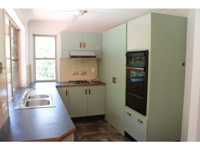 122 Lindeman Road, Beerwah QLD 4519