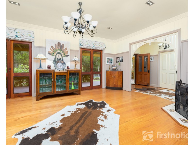 78 Allan Avenue, Glass House Mountains QLD 4518