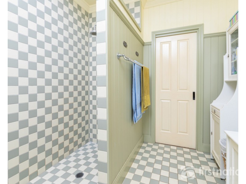 78 Allan Avenue, Glass House Mountains QLD 4518