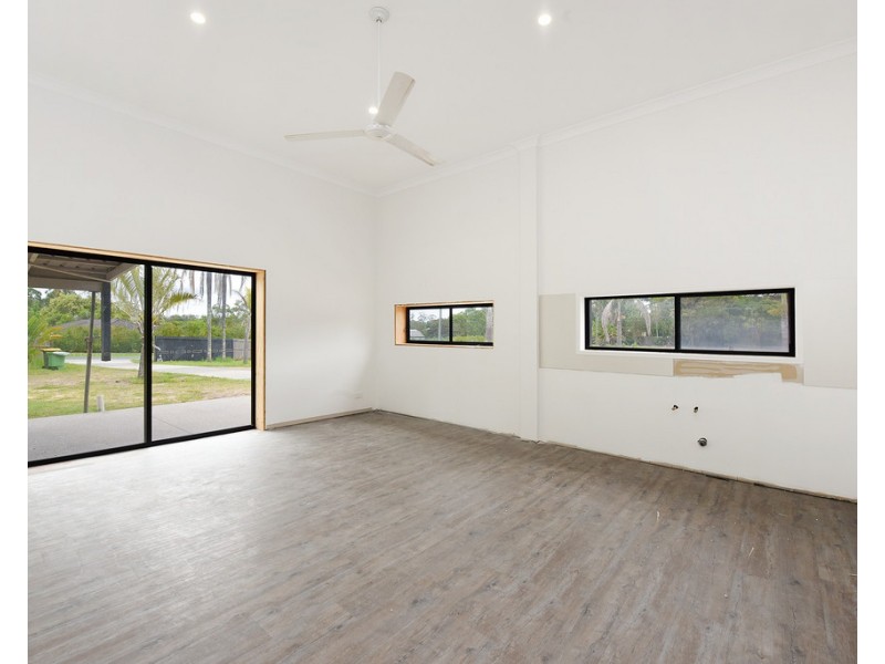 34 Thompson Road, Beerwah QLD 4519