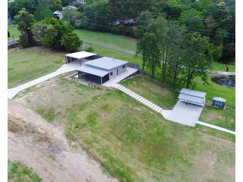 38 Thompson Road, Beerwah QLD 4519