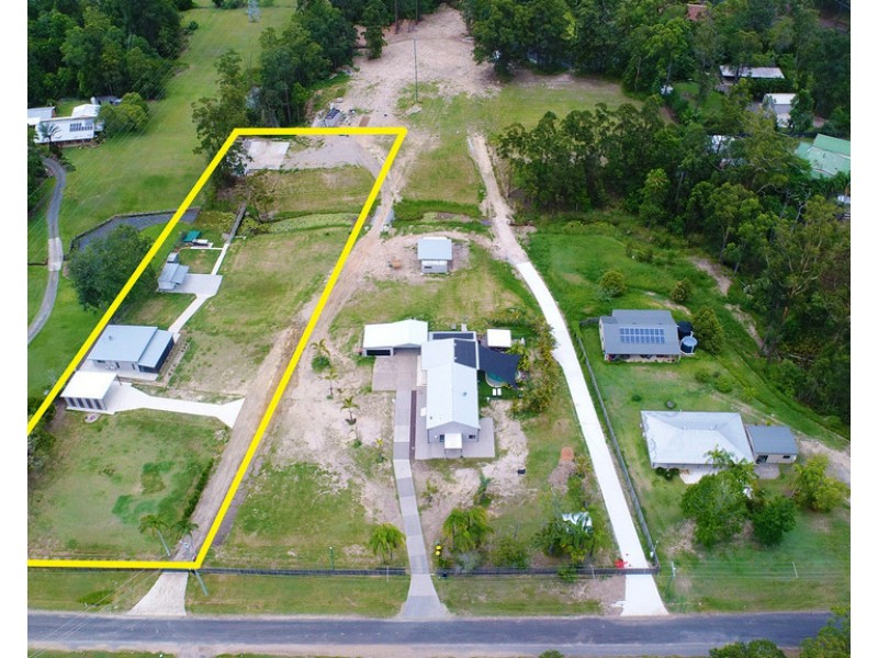 38 Thompson Road, Beerwah QLD 4519